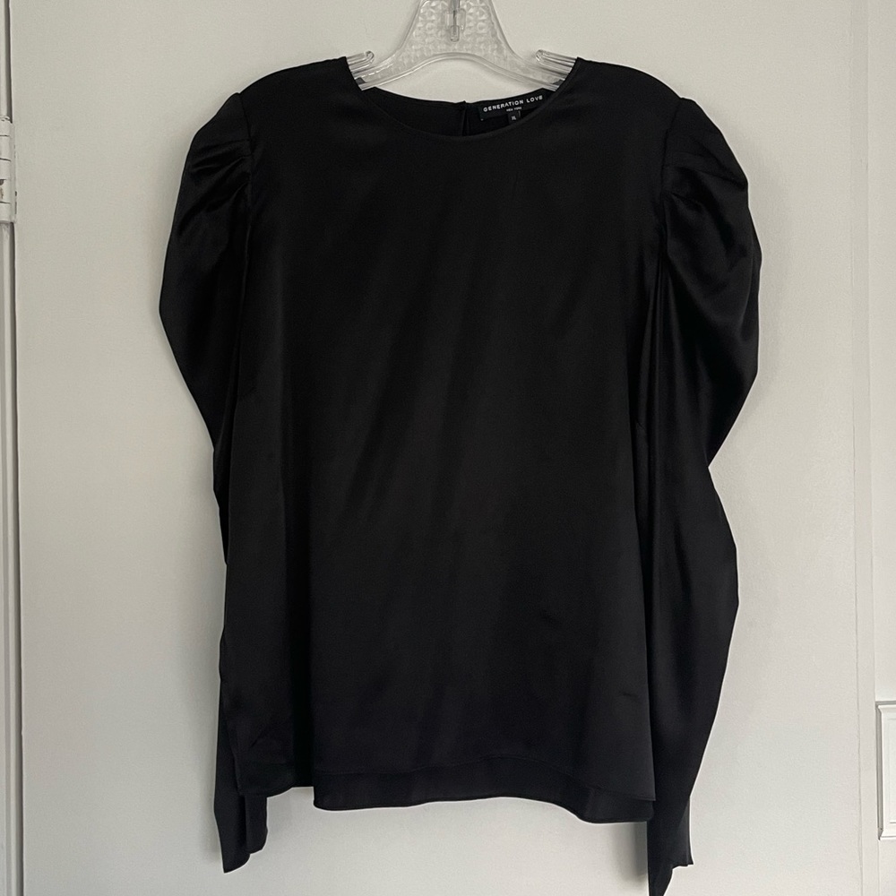 Generation Love puff sleeve top